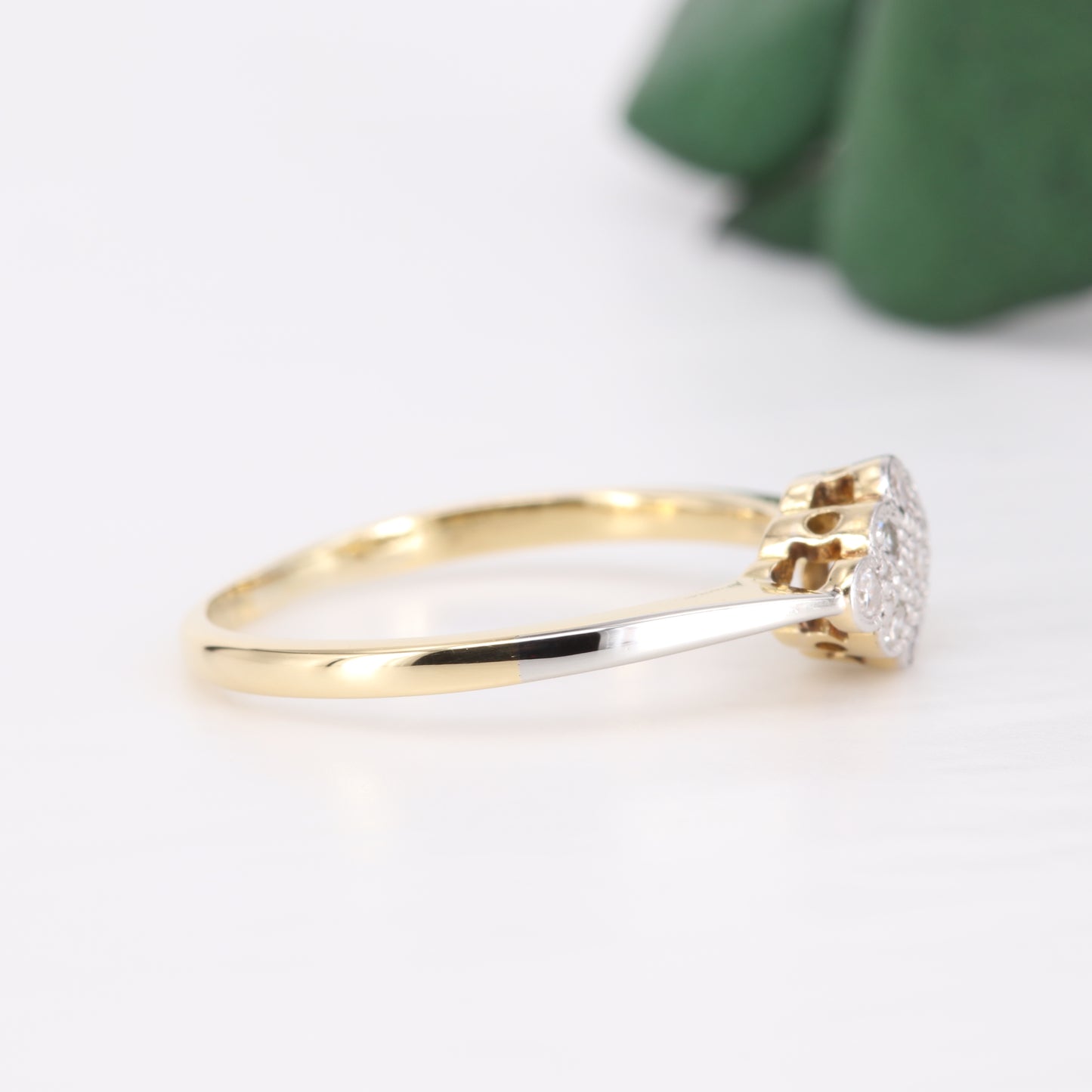 Vintage Diamond Cluster 18ct Gold Ring