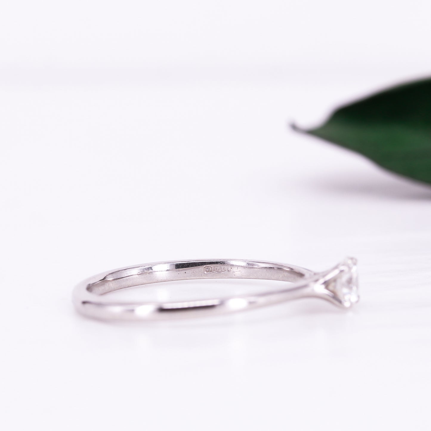 Platinum Round Brilliant Cut Engagement ring
