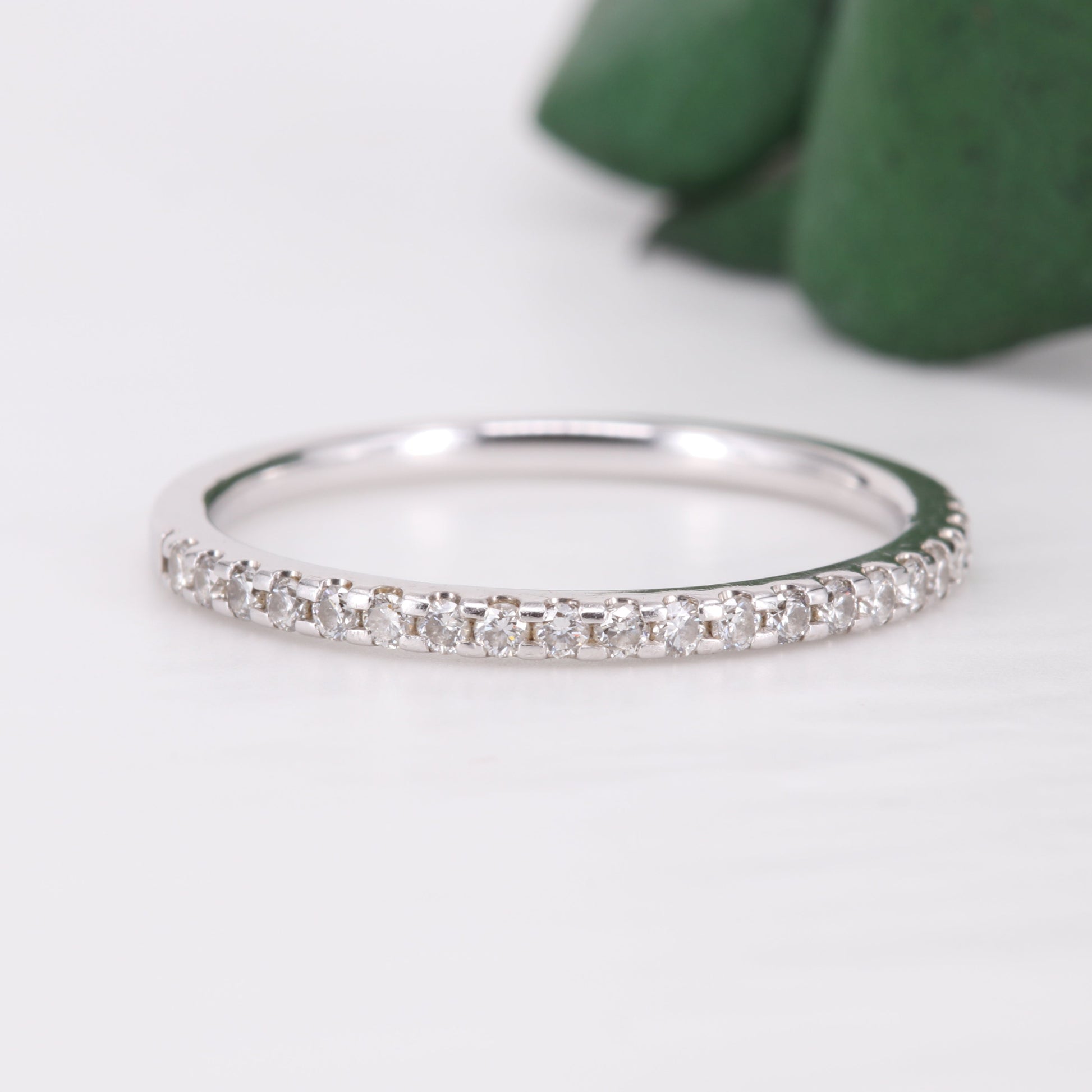 Diamond Claw Set Band 18ct White Gold Wedding Eternity Ring Vintage Secondhand Pre-Owned Jewellery Front