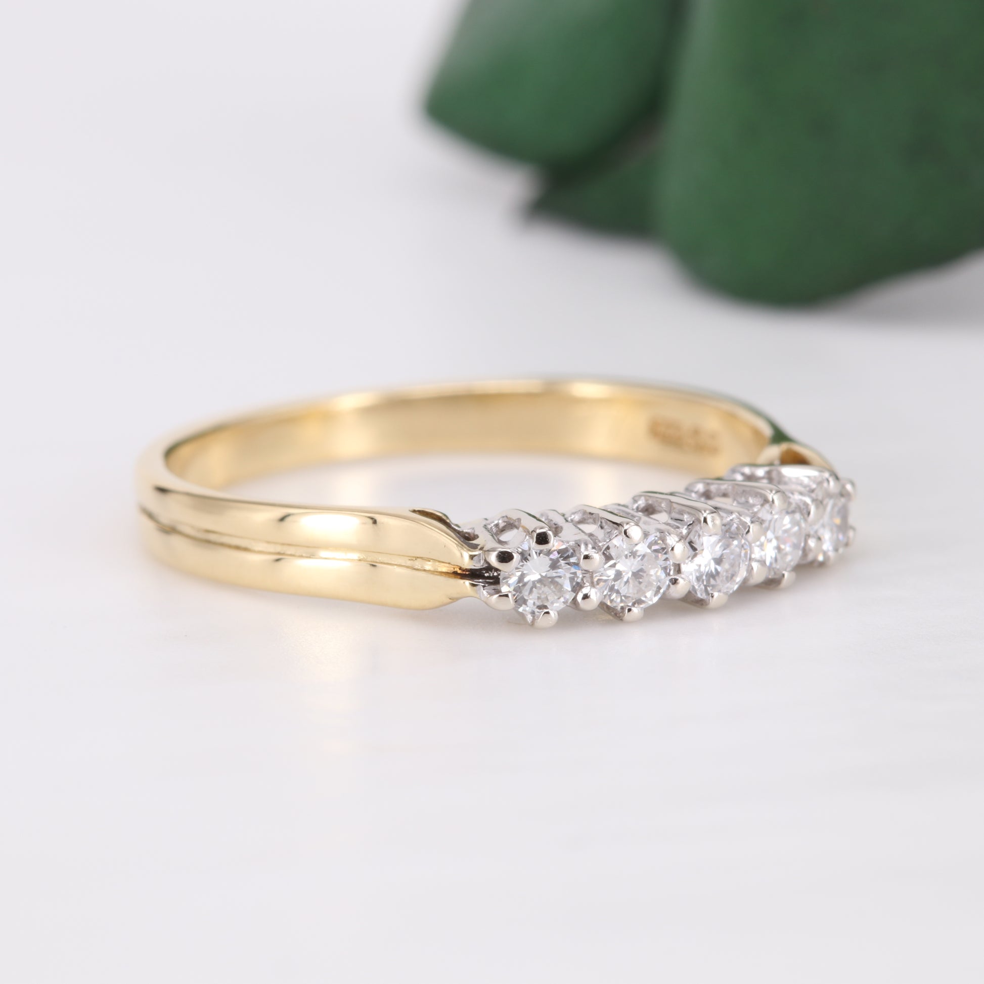 Diamond Five Stone Eternity Wedding Ring 18ct Gold 1985 Vintage Secondhand Pre-Owned Jewellery Side 2