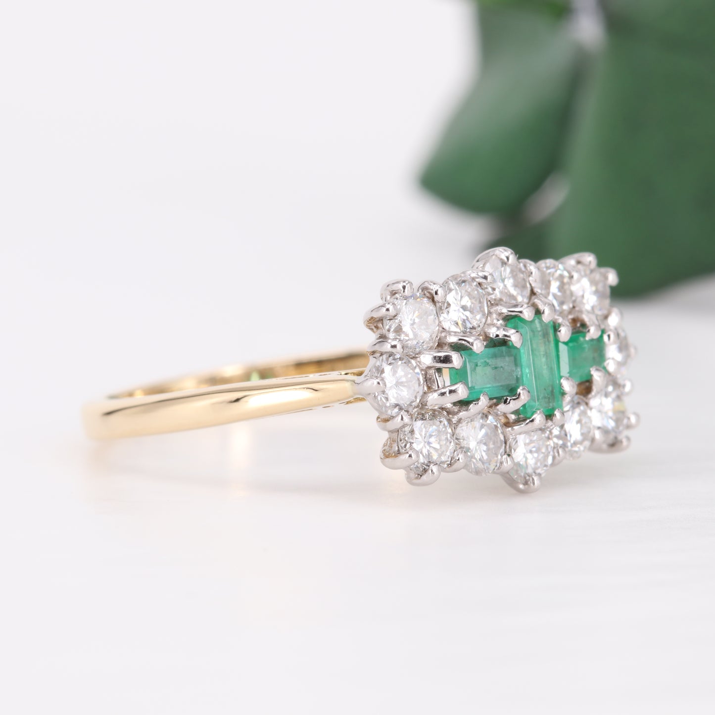 Emerald and Diamond Cluster 18ct Gold Ring Vintage Secondhand Pre-Owned Jewellery Side 2
