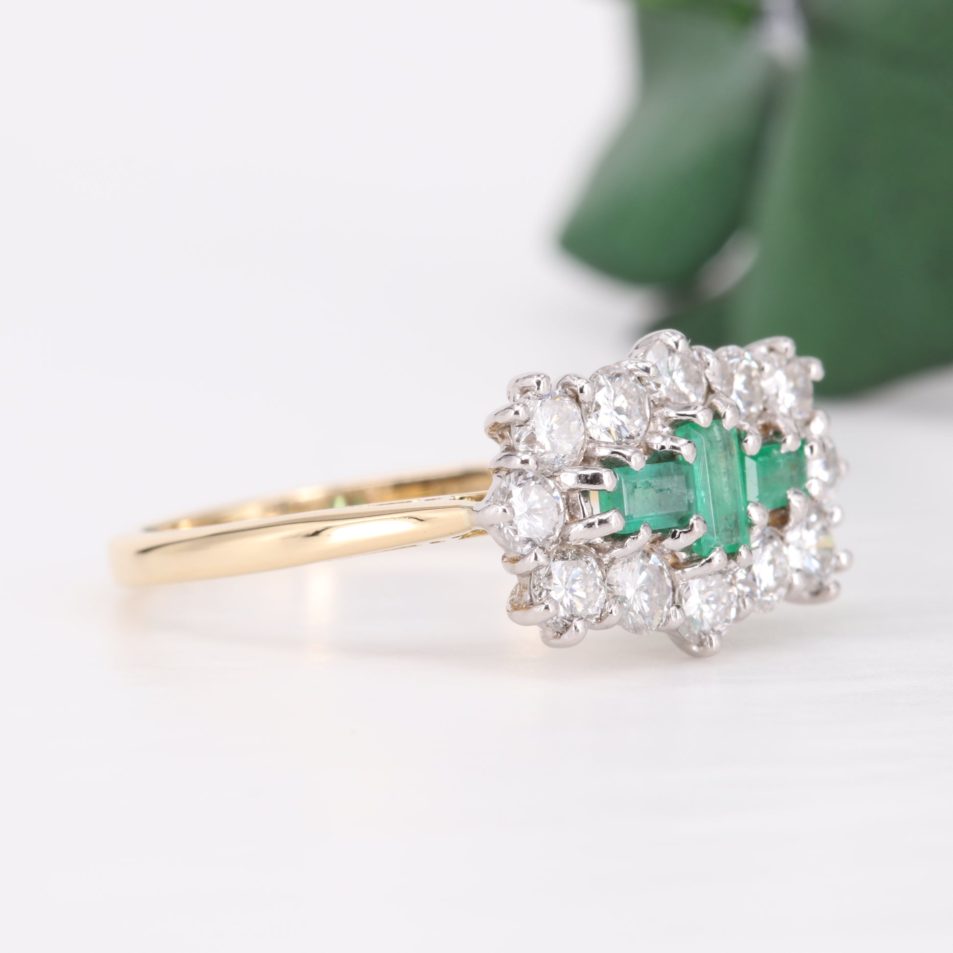 Emerald and Diamond Cluster 18ct Gold Ring Vintage Secondhand Pre-Owned Jewellery Side 2