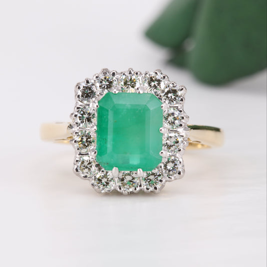 Emerald and Diamond Engagement 18ct Gold Ring 1976 Vintage Secondhand Pre-Owned Jewellery Front