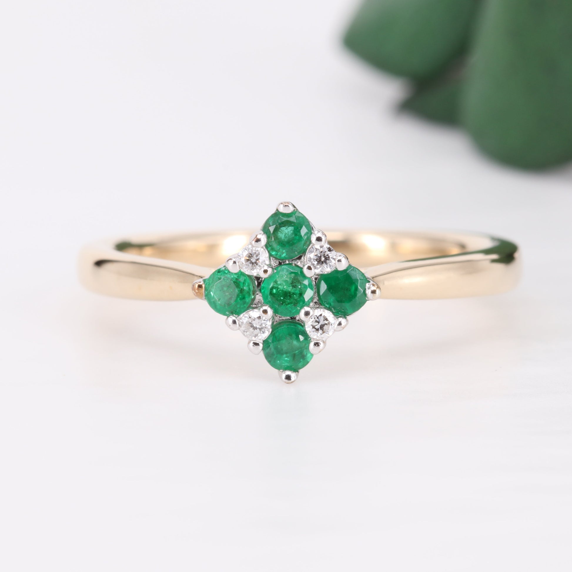 Emerald and Diamond Kite Shape 9ct Gold Ring Vintage Secondhand Pre-Owned Jewellery Front