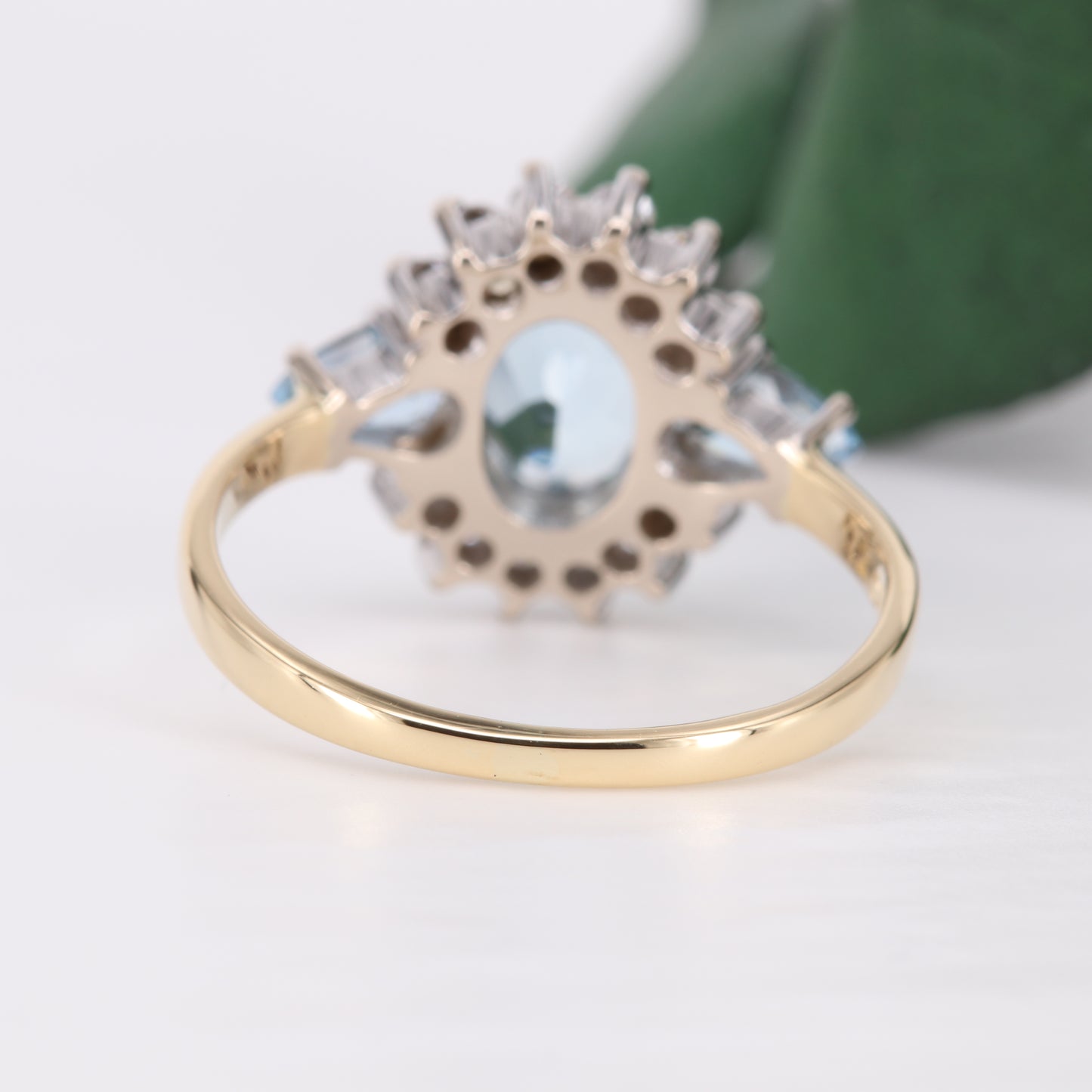 Aquamarine and Diamond 18ct Gold Ring 1987