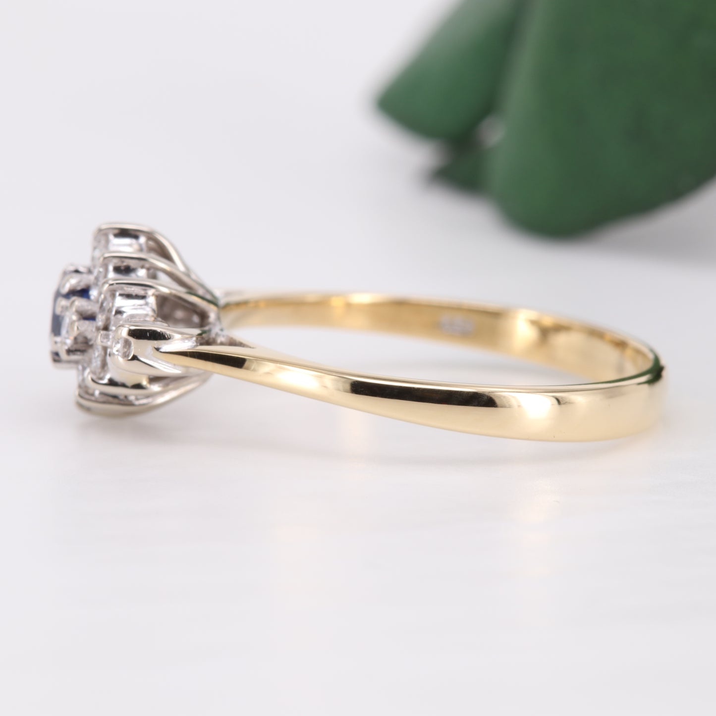 Sapphire and Diamond Cluster 18ct Gold Ring 1984