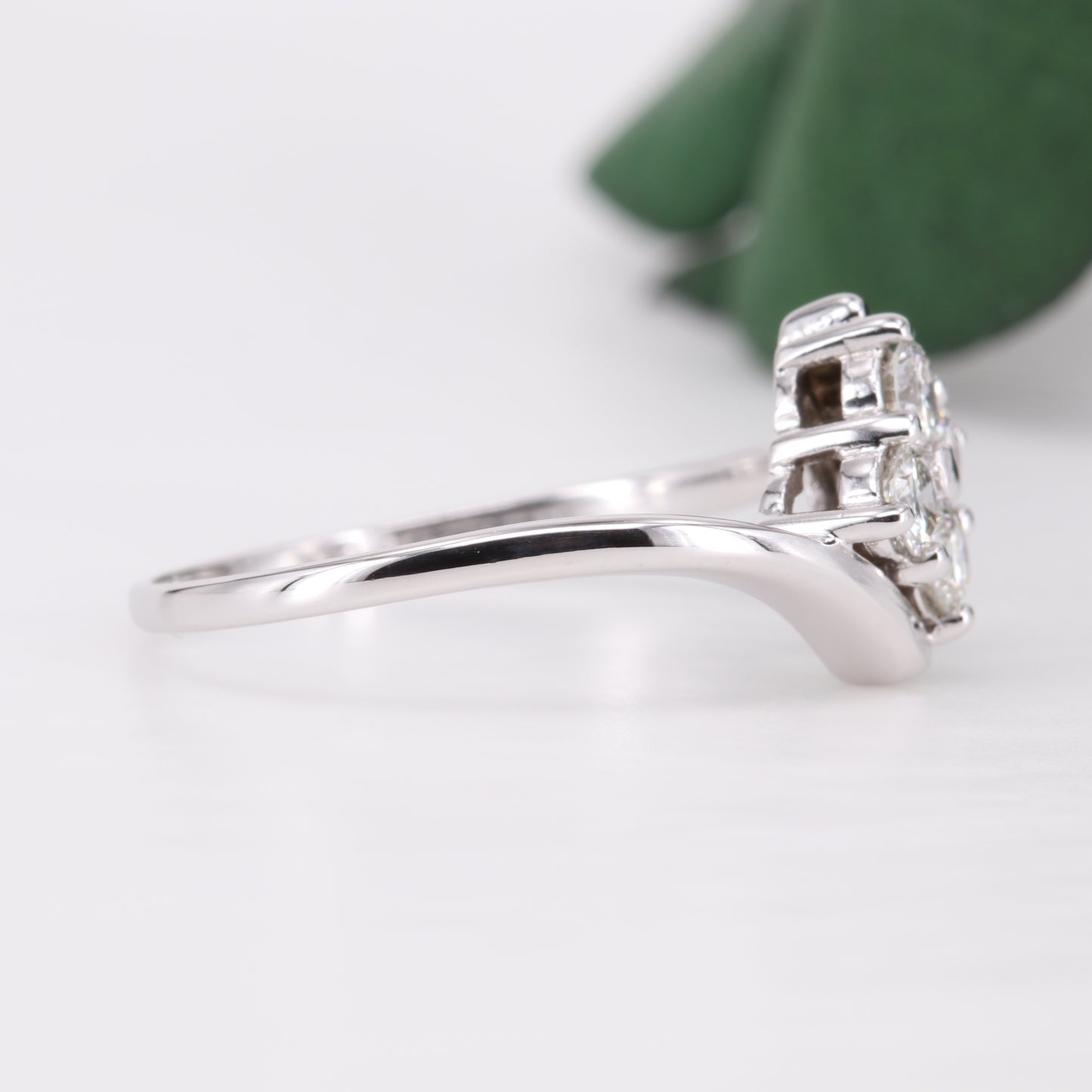Diamond Four Stone Twist 18ct Gold Ring 1986