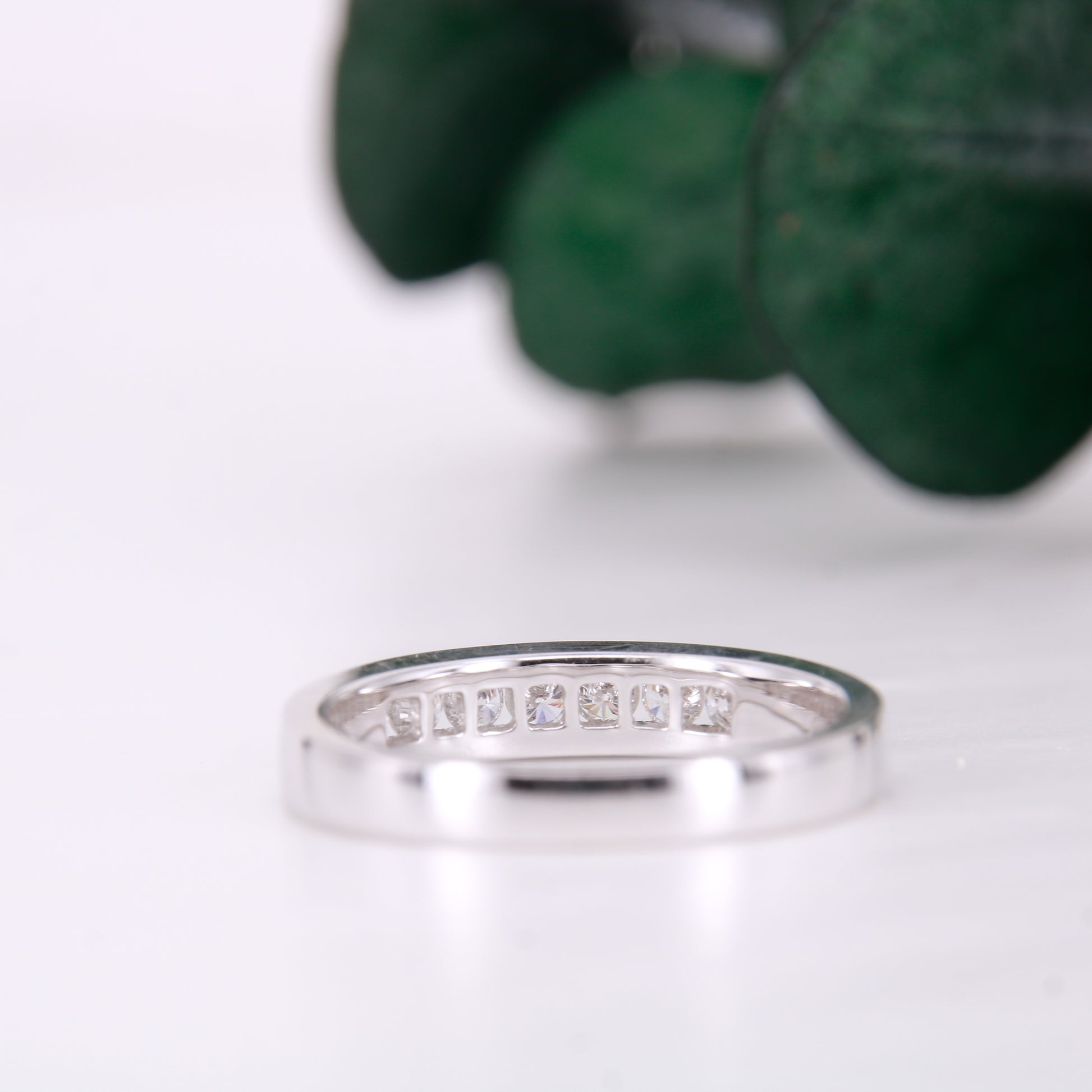 Secondhand Vintage 18ct White Gold Diamond Eternity ring, diamond wedding band channel set.