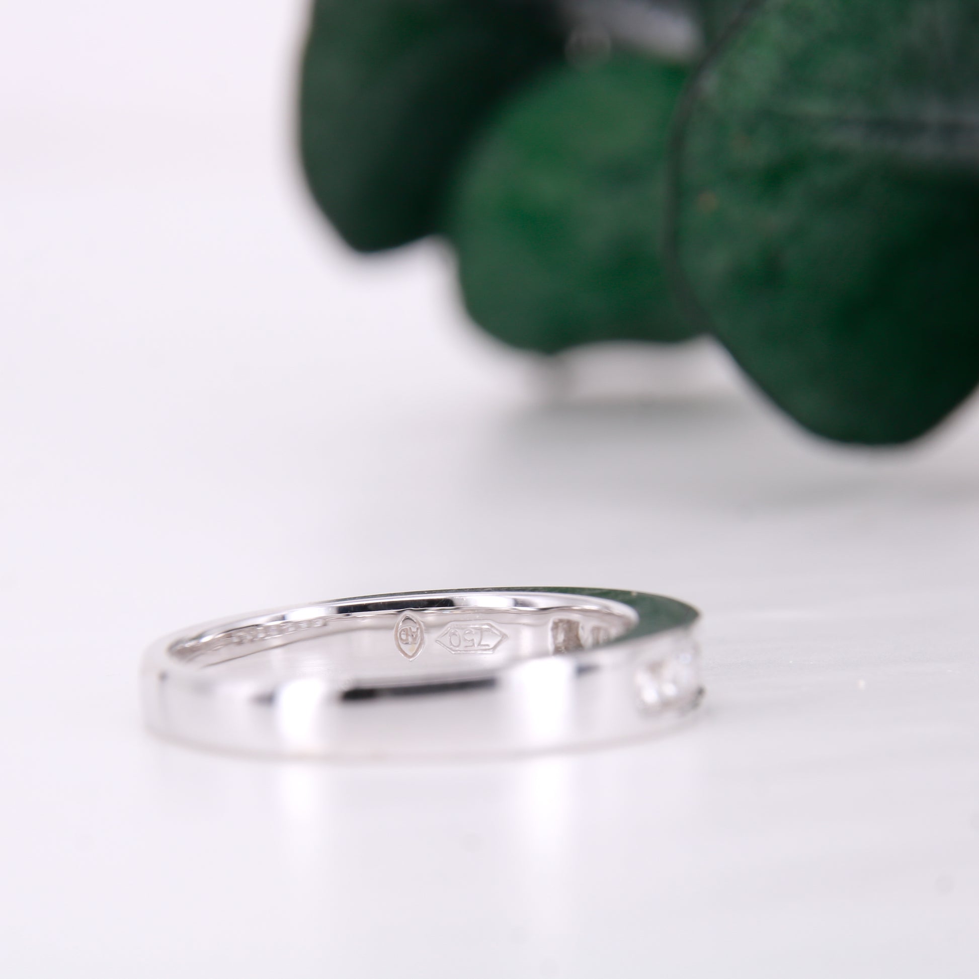 Secondhand Vintage 18ct White Gold Diamond Eternity ring, diamond wedding band channel set.