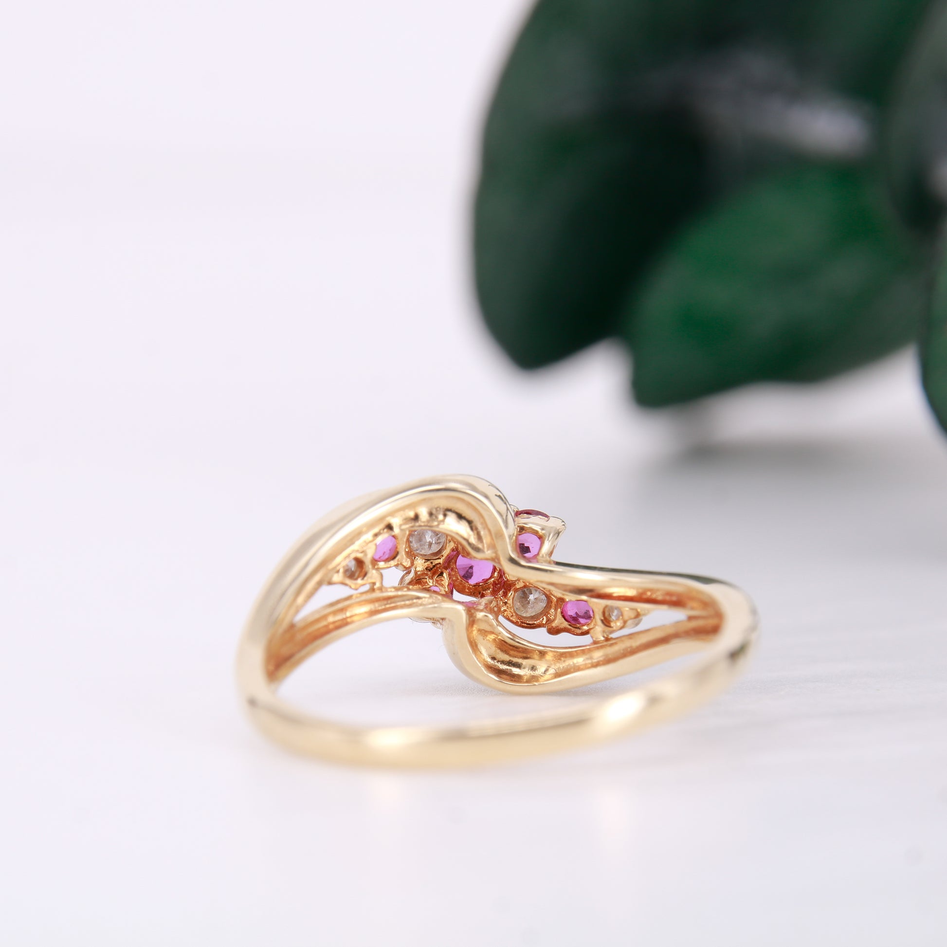 Secondhand Vintage Ruby and Diamond Twist ring. Ruby eternity ring 9ct yellow gold.