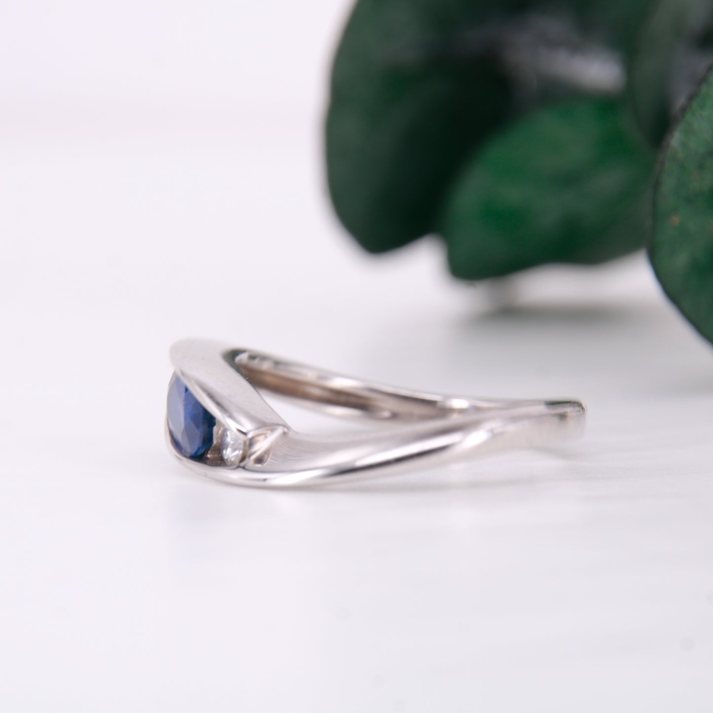 18ct White Gold Sapphire and Diamond Twist Ring