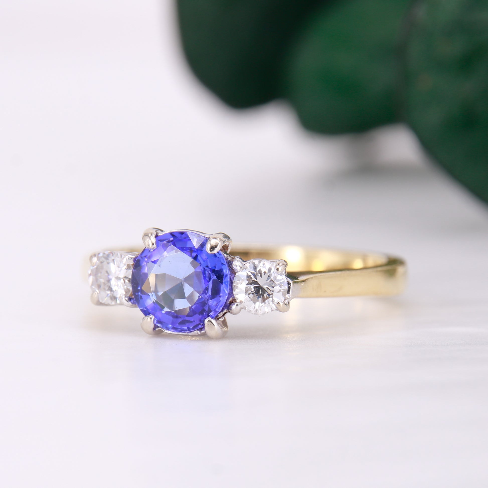 Rare Preowned Tanzanite and Diamond Trilogy Ring 18ct Yellow Gold Second hand Tanzanite Trilogy Ring