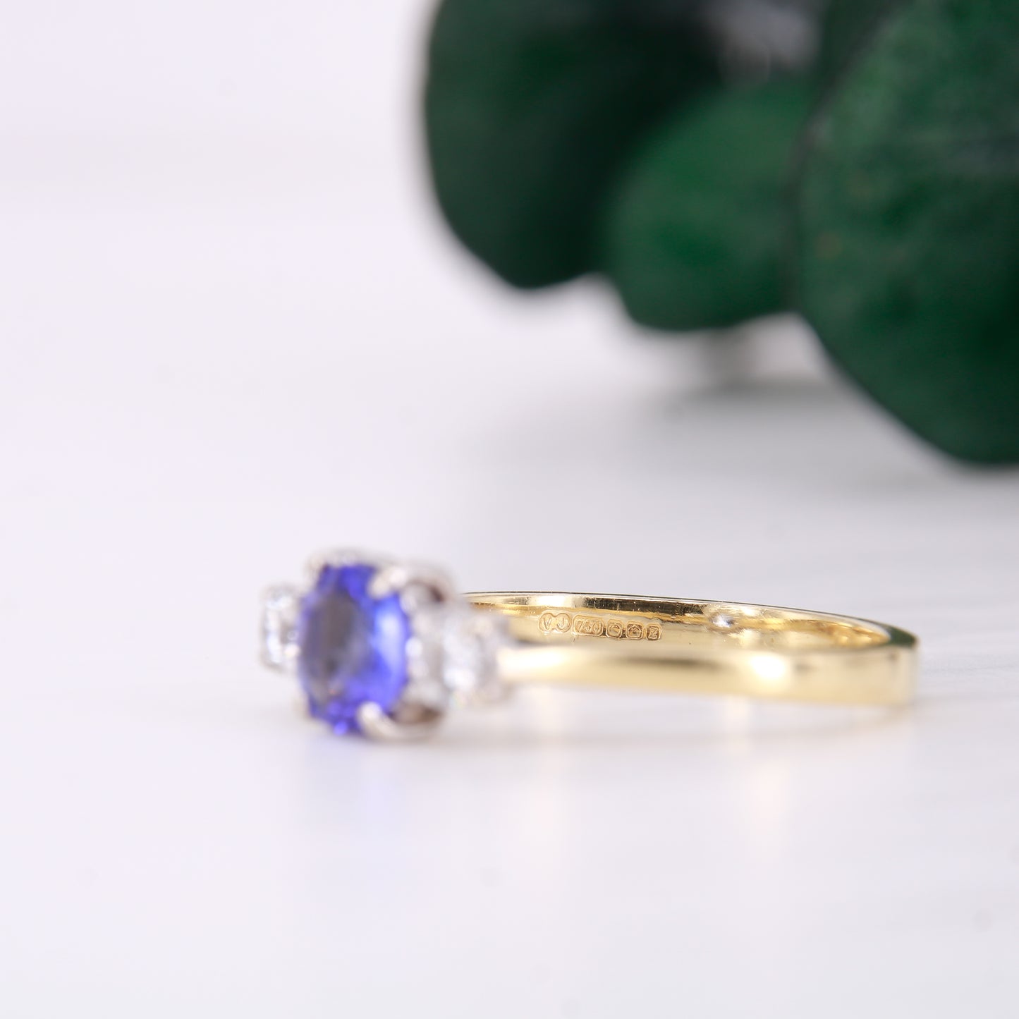 Rare Preowned Tanzanite and Diamond Trilogy Ring 18ct Yellow Gold Second hand Tanzanite Trilogy Ring