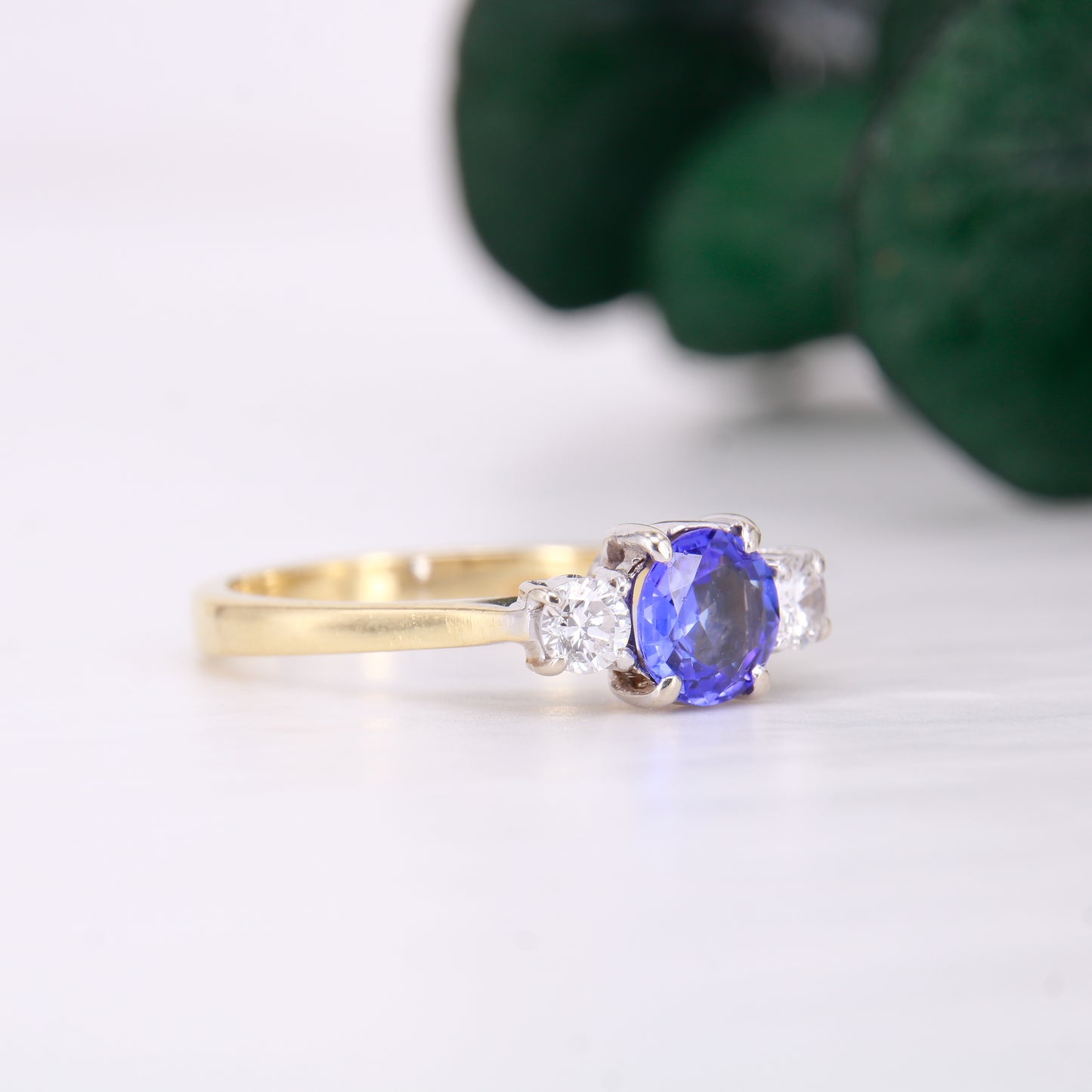 Rare Preowned Tanzanite and Diamond Trilogy Ring 18ct Yellow Gold Second hand Tanzanite Trilogy Ring