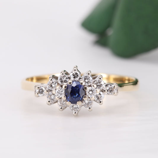 Sapphire and Diamond Cluster 18ct Gold Ring 1984 Vintage Secondhand Pre-Owned Jewellery Front