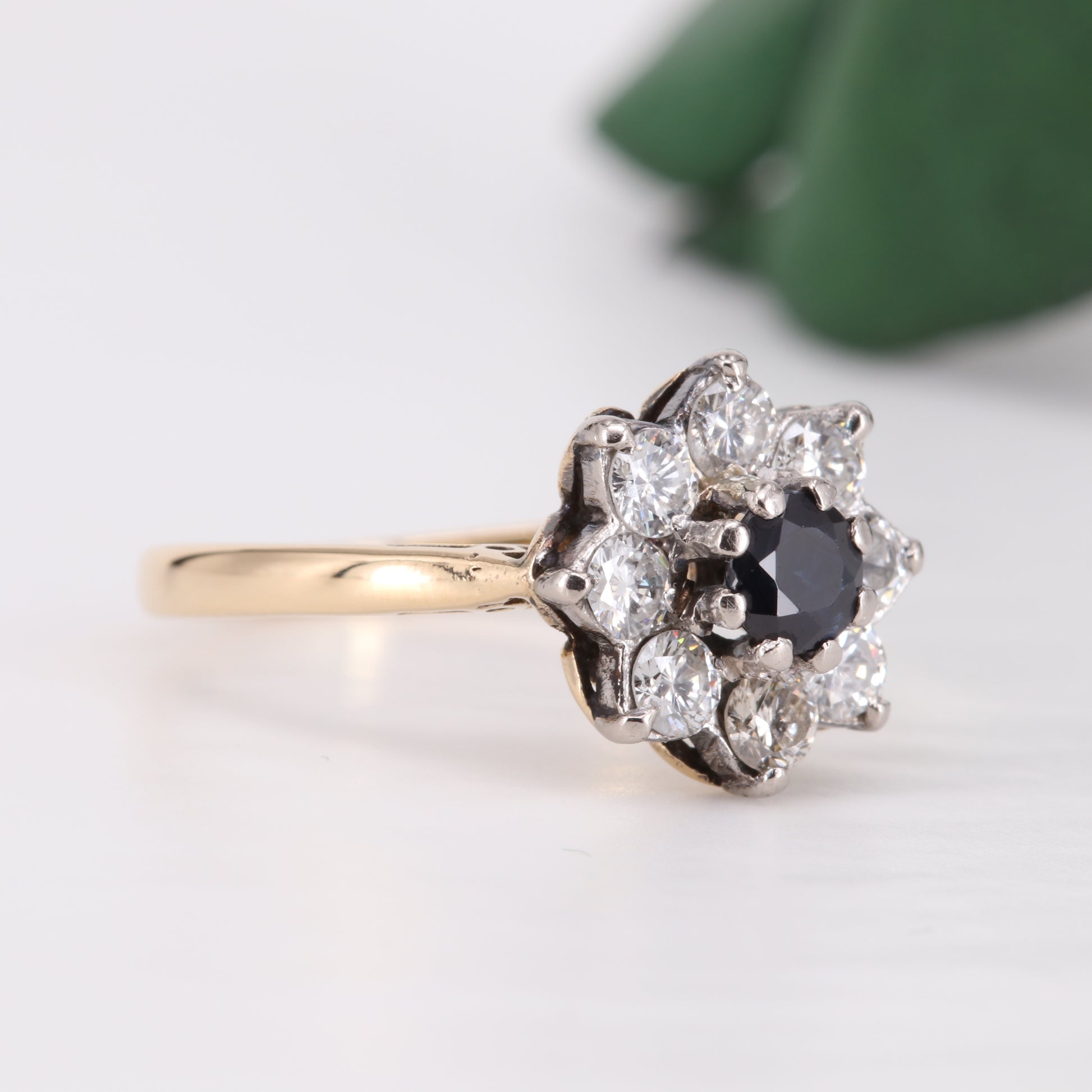Sapphire and Diamond Flower Halo 18ct Gold Ring 1979 Vintage Secondhand Pre-Owned Jewellery Side 2