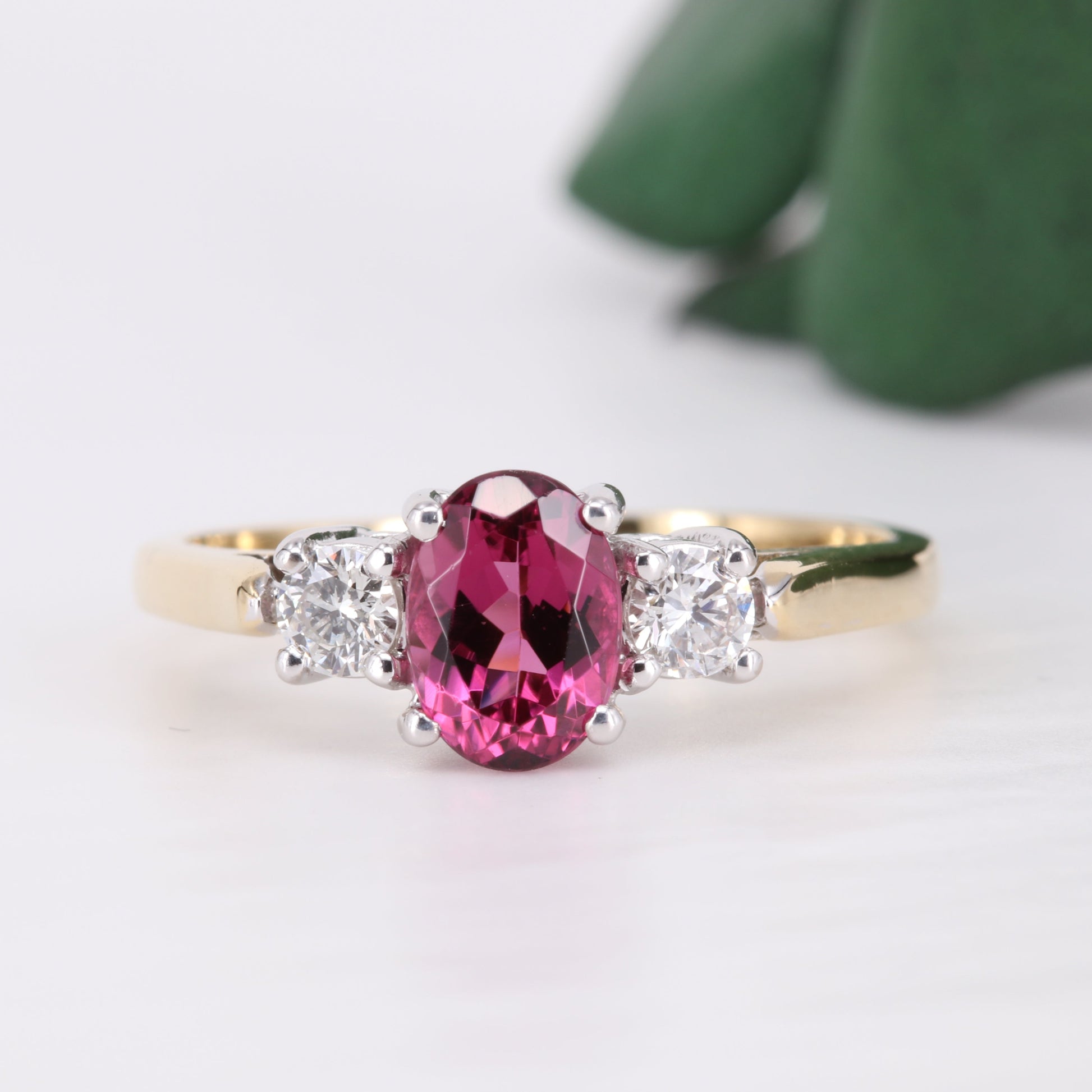 Tourmaline and Diamond Trilogy 18ct Gold Ring Vintage Secondhand Pre-Owned Jewellery Front